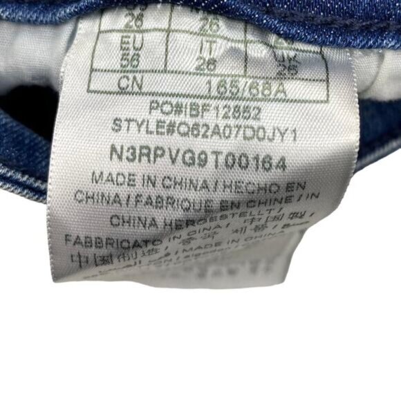 GUESS Distressed Frayed Denim Short Sz 26 Blue - Picture 5 of 5